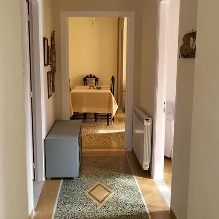 Eirini Holiday home *