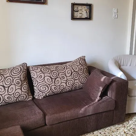 Eirini Holiday home *
